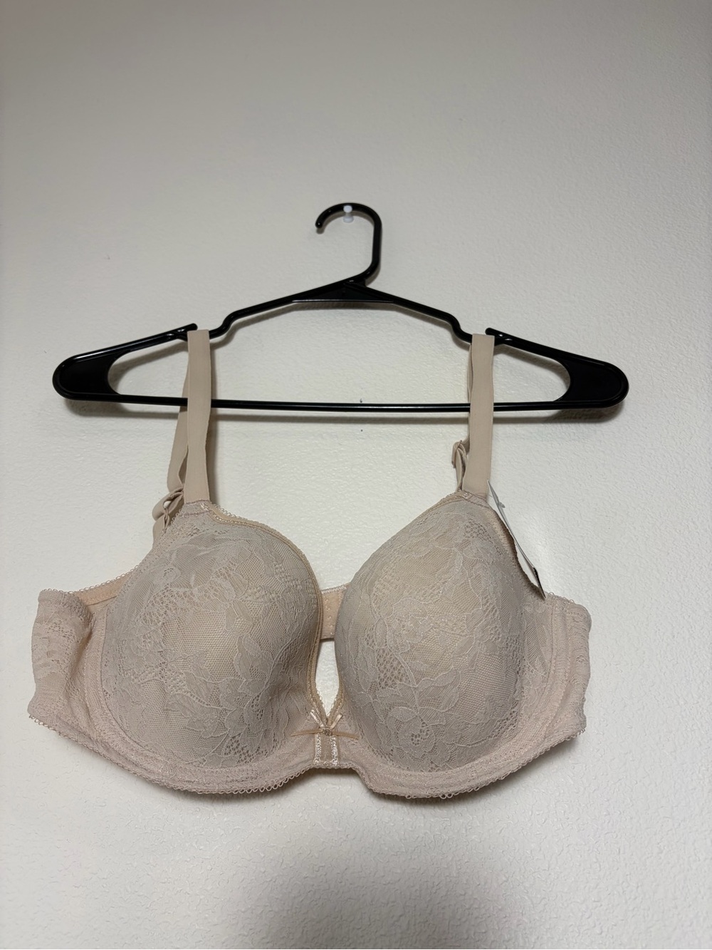 X Wacoal 34D Beige Lace Bra - T Shirt bra